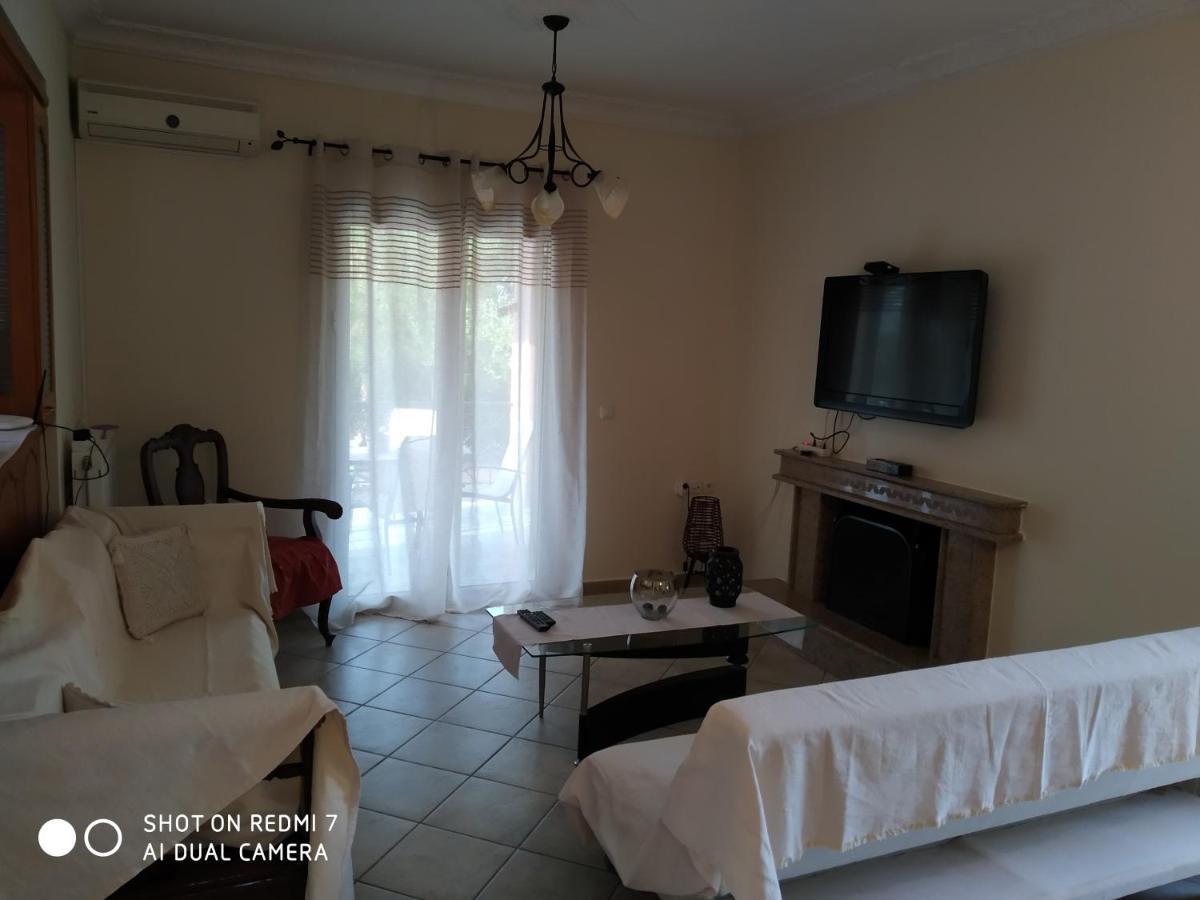 Villa Eleftheria Каравомилос Экстерьер фото